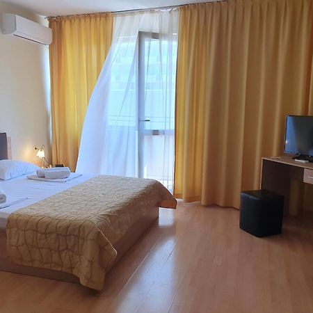 Hotel Sorbona Варна Экстерьер фото