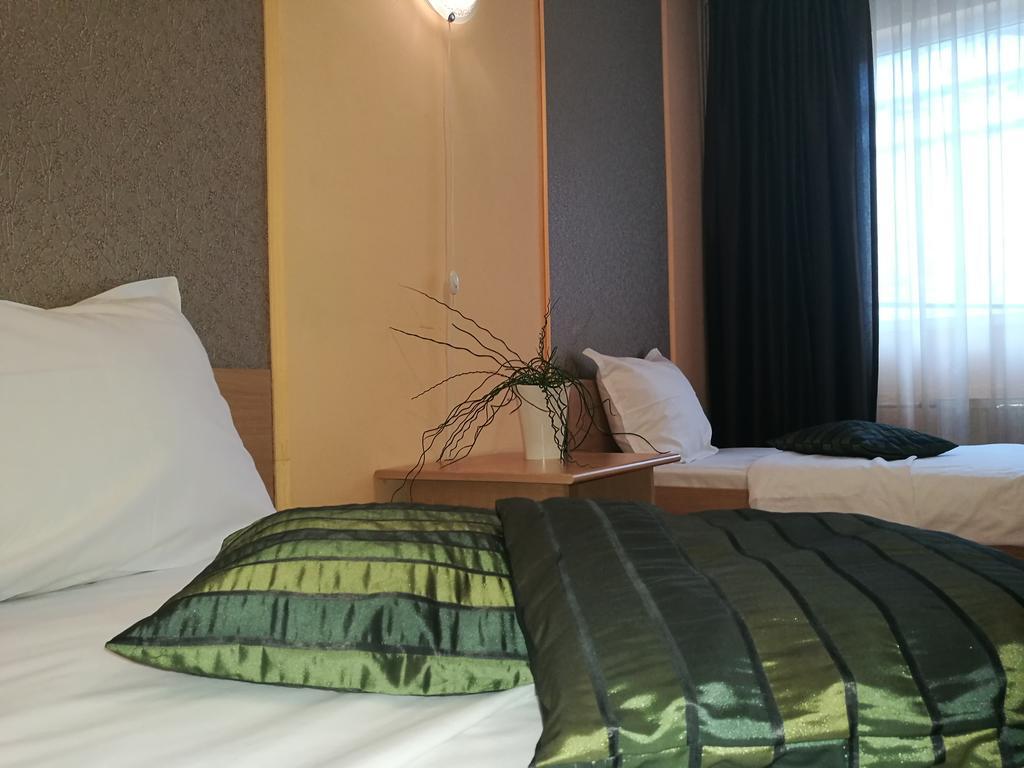 Hotel Sorbona Варна Экстерьер фото