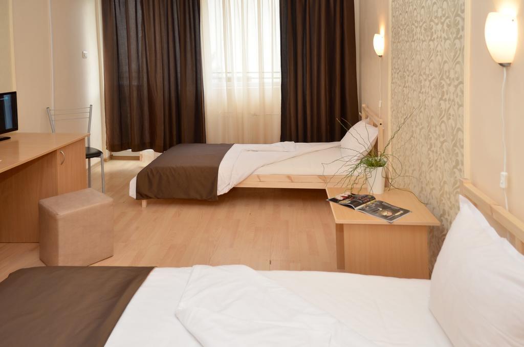 Hotel Sorbona Варна Экстерьер фото