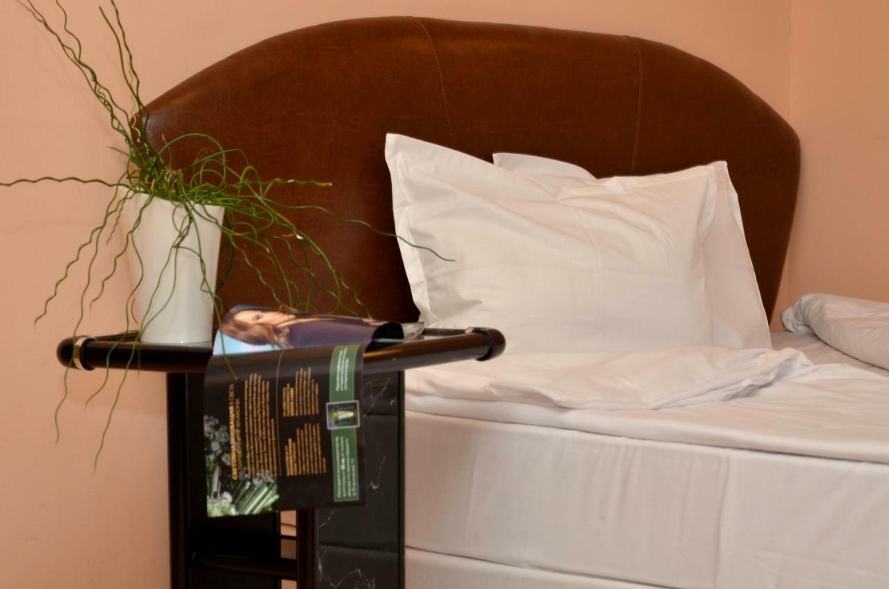 Hotel Sorbona Варна Экстерьер фото